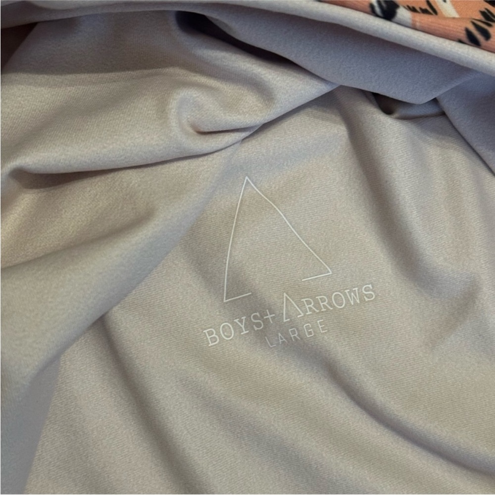 RARE—NWOT—Large - Picture 5 of 5